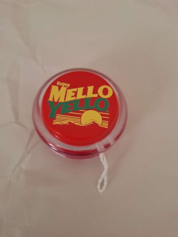 YOYO  MELLO YELLOW